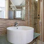 호텔 Vliho Bay Boutique 3*