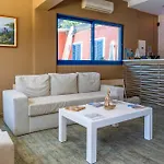 Vliho Bay Boutique 호텔 Yénion