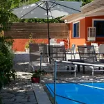Vliho Bay Boutique