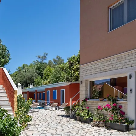 호텔 Vliho Bay Boutique Yénion