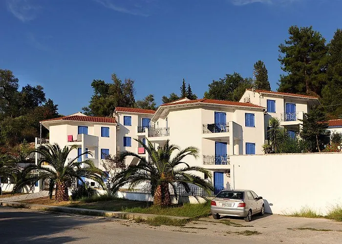 Vliho Bay Boutique Yénion