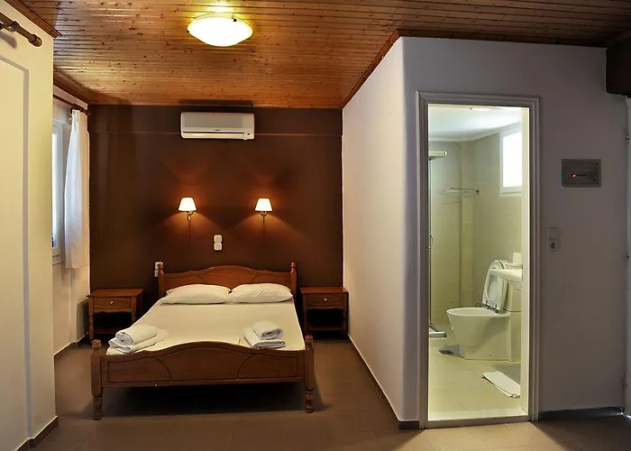 Vliho Bay Boutique Hotel Yénion