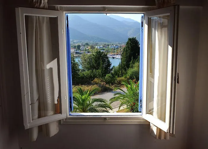 Vliho Bay Boutique Hotel