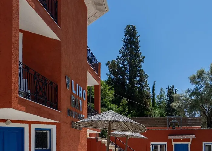 Vliho Bay Boutique Yénion