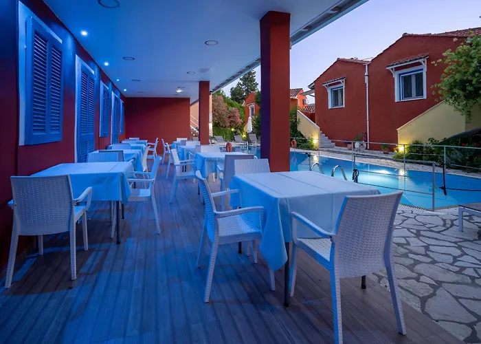 Hotel Vliho Bay Boutique 3*