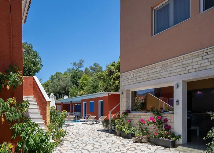 Hotel Vliho Bay Boutique Yénion