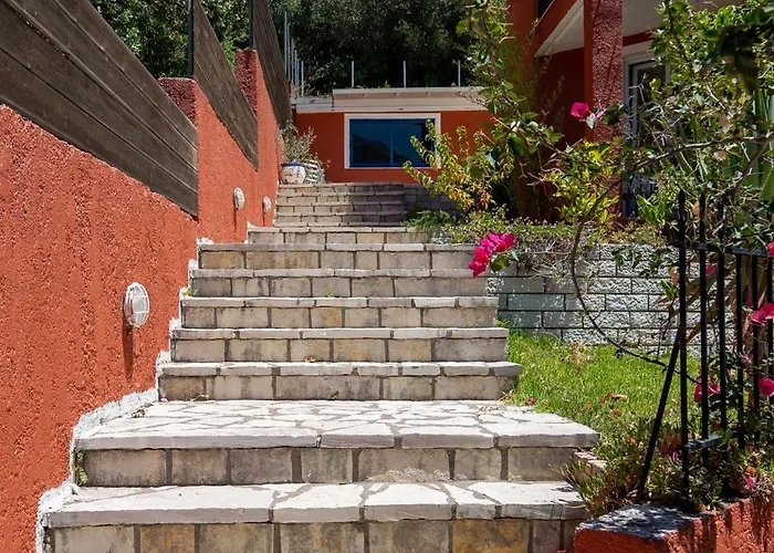 Vliho Bay Boutique Hotel 3*
