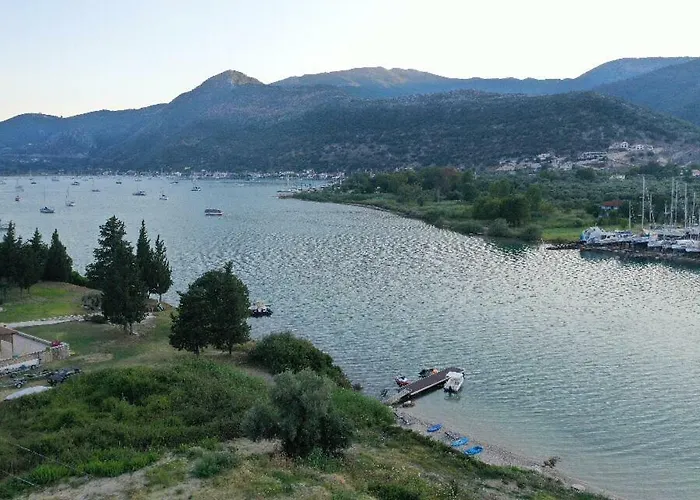 Vliho Bay Boutique Hotel