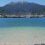 Vliho Bay Boutique Γένι