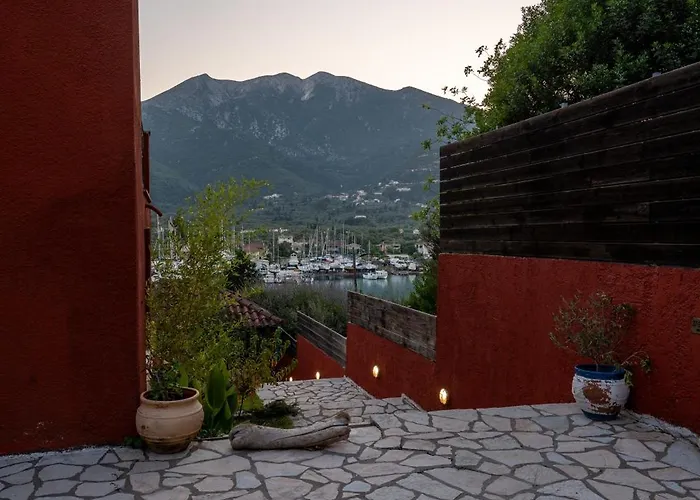 Vliho Bay Boutique 3*