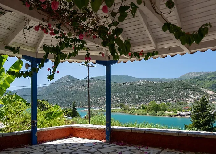 Vliho Bay Boutique Hotell