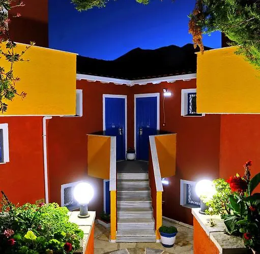 Vliho Bay Boutique Yénion