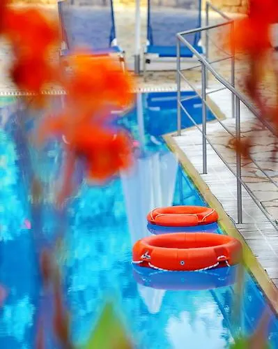Hotell Vliho Bay Boutique 3*